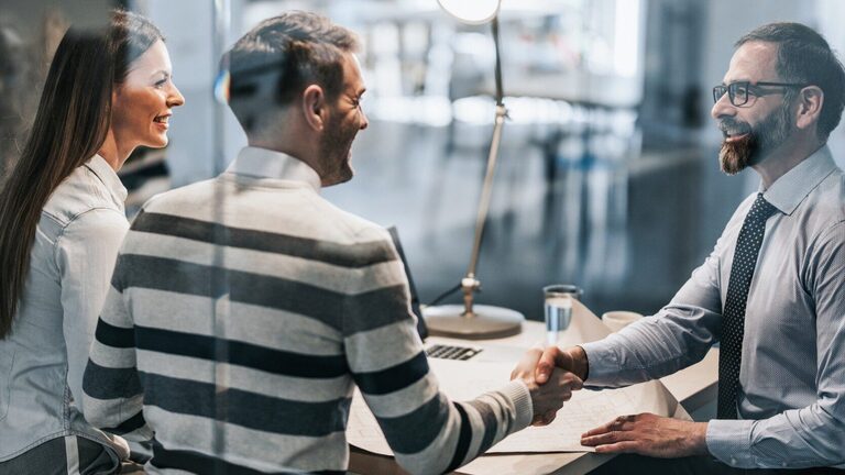 Projektledning Arbetar Med Kunden